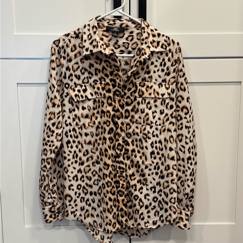 Women’s ABS Platinum Animal Leopard Print Shirt blouse size small